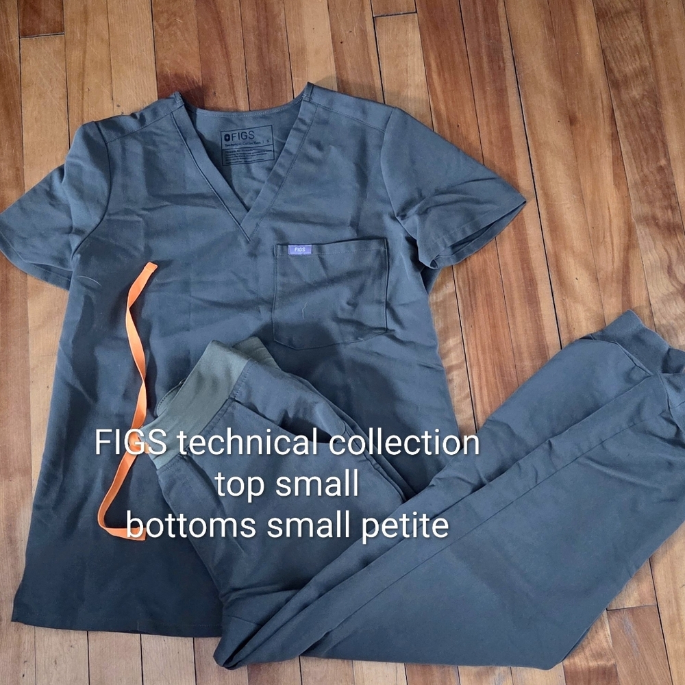 Figs Technical Collection Scrub Set - Olive and Orange